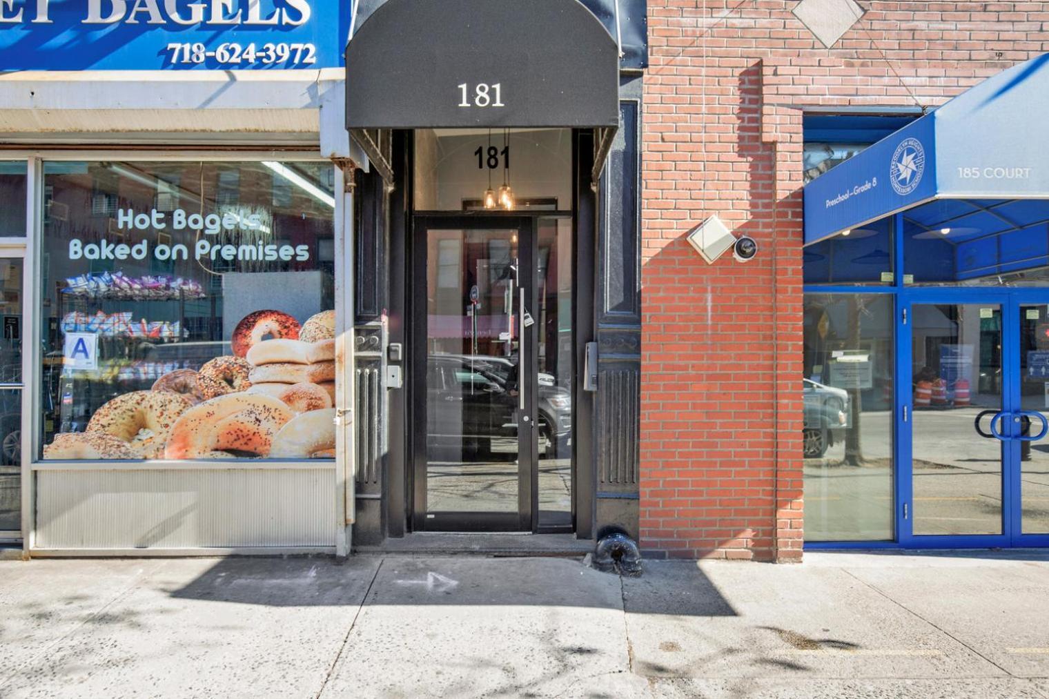 Deluxe Cobble Hill 2br W Wd Nr Tj Nyc-872 Apartment New York